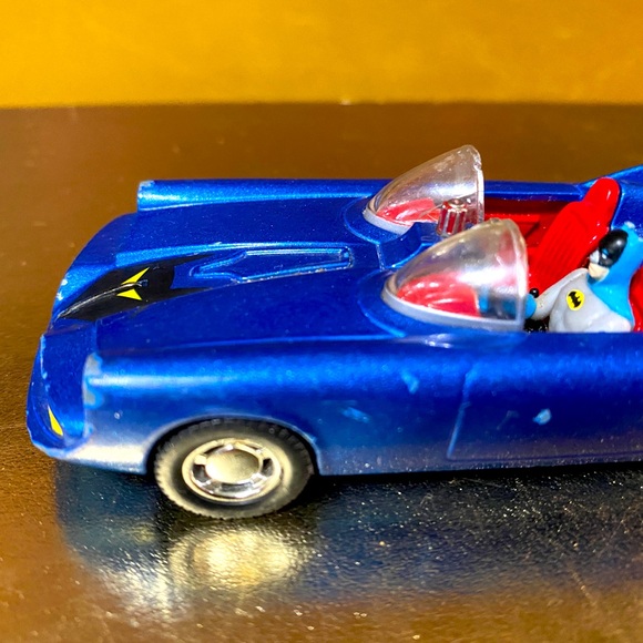 BATMAN 1960 BAT MOBILE CORGI CAR DC COMICS DIE CAST BLUE CAR BMBV1 & BATMAN 4.5” - Picture 7 of 14